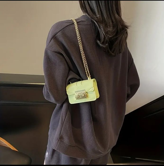 Дамски ефектни чанти