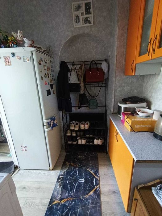 продам 2 х комнатную квартиру