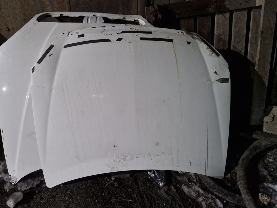 Продам капот приора