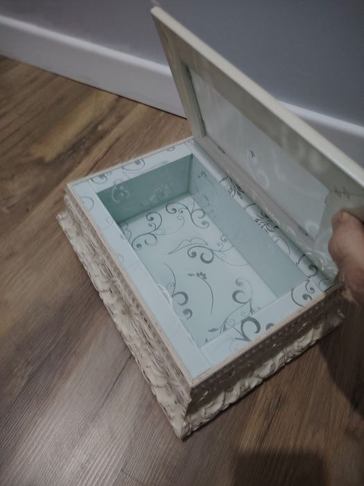 Продам шкатулку ручная работа