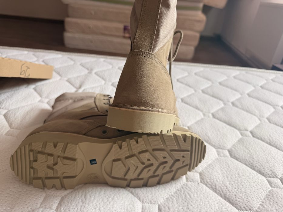 Bocanci militari noi, 29