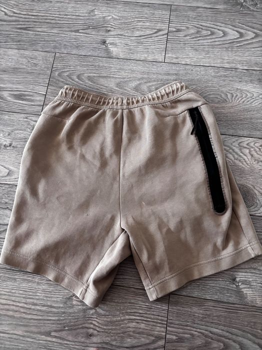 Nike tech fleece shorts