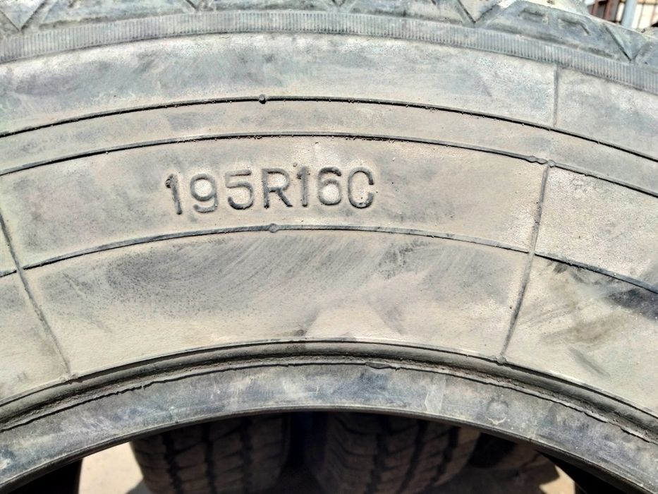 Продам шины размер 195R16С
