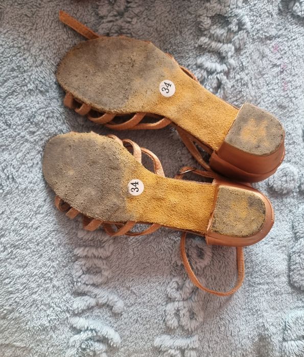 Продам туфли для бальных танцев