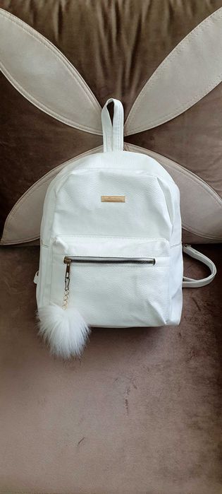 Rucsac de culoare albă din înlocuitor piele - marca FASHION