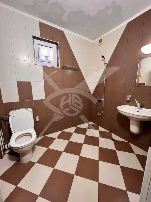 Дава се под наем Тристаен апартамент в Варна, Левски - 68 кв.м за 425 € - Снимка #4