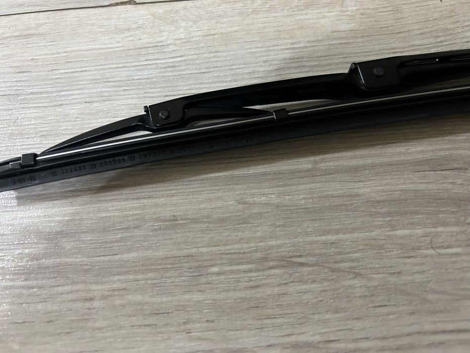 Щетки стеклоочистителя разные