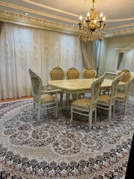 Shayxantoxur Qora tosh 5 xona kvartira srochna sotiladi mebel texnika