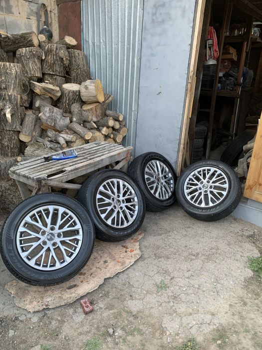 Продам диски с резиной