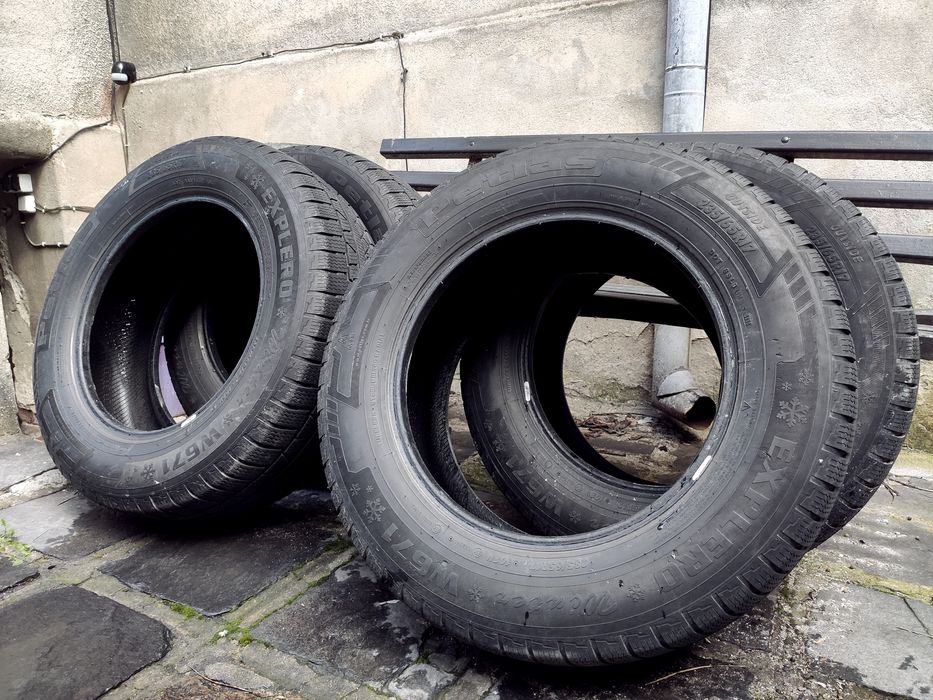 Гуми  Petlas Explero 235/65/17