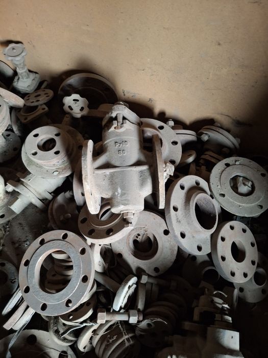 Продам кран пробковый бронзовый