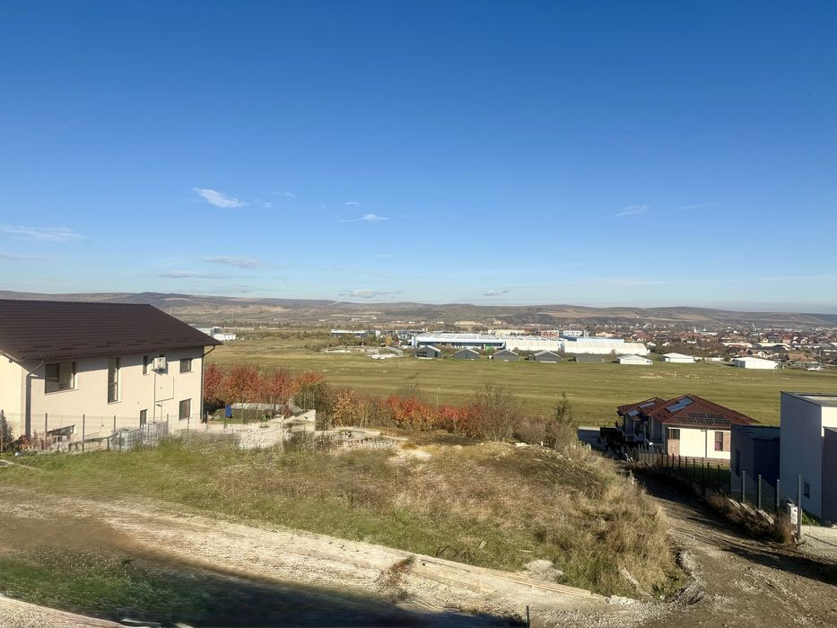 Vand casa Dezmir - zona Planoarelor