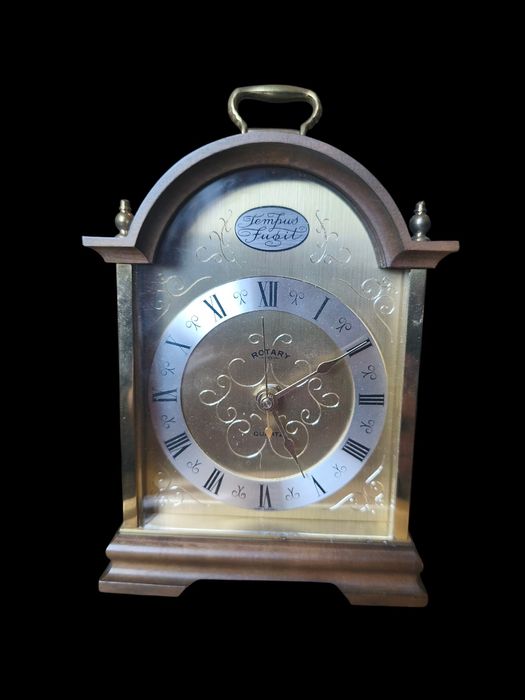 Ceas de masă Quartz Rotary