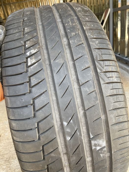 255/45/20 Континентал Летна  Един Брой