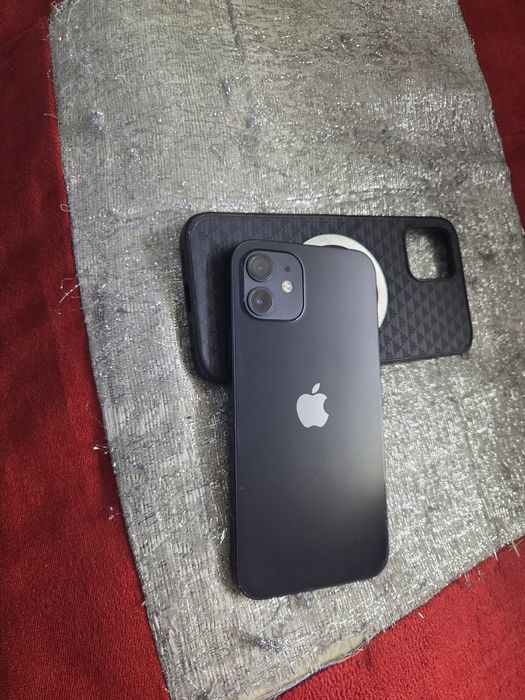 Iphone 12.  64gb