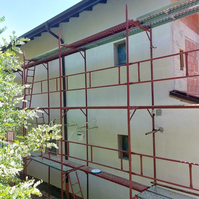 Скеле под наем 100кв. м2