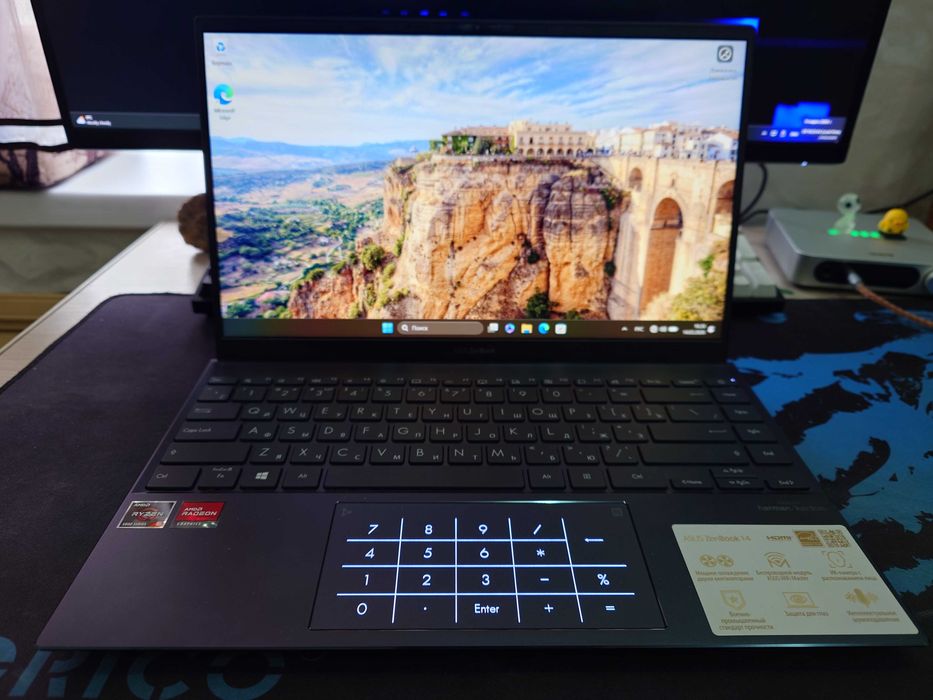 Ультрабук Asus Zenbook 14