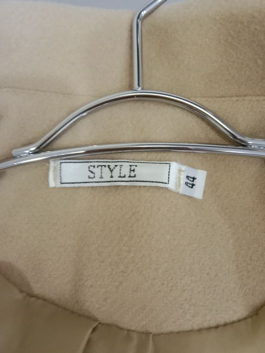 Продам верхнюю одежду.