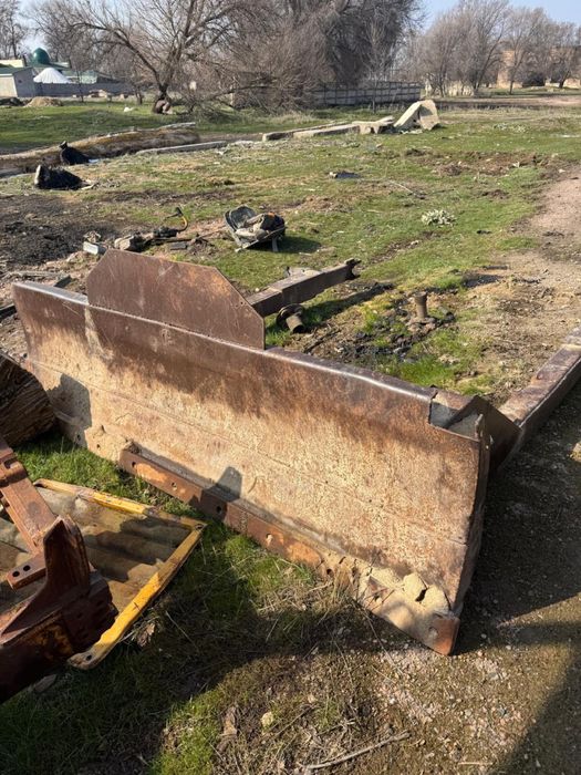 Лопата  на ДТ 75