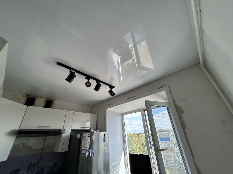 Натяжные потолки