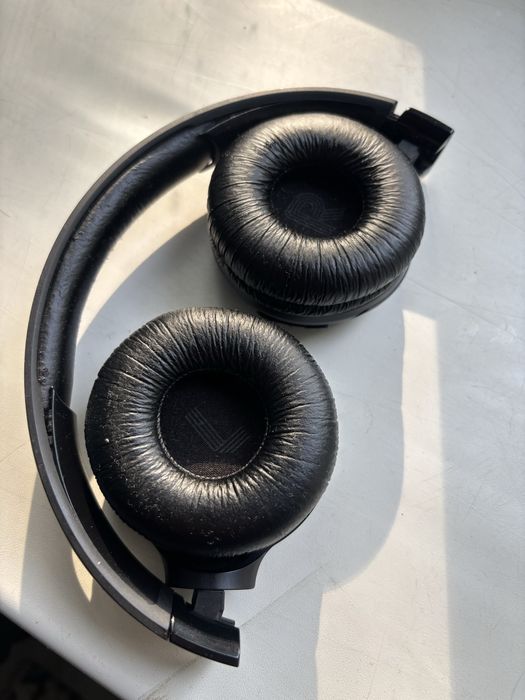 Наушники JBL tune BT520