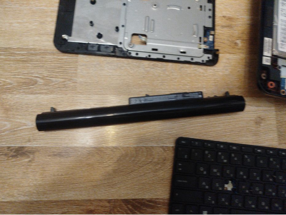 HP 15-r151nr 

Ноутбук подаёт признак