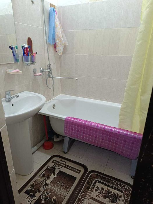 760 Продаётся квартира 2хком 65 кв, ориентир Массив Корасув