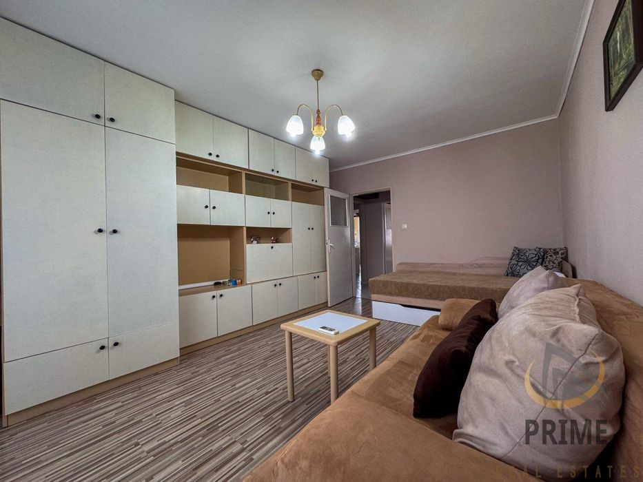 Дава се под наем Тристаен апартамент в Бургас, Изгрев - 80 кв.м за 510 € - Снимка #4