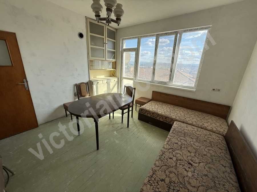 Продава се Четиристаен апартамент в Велико Търново, Център - 175 кв.м за 972 €/кв.м - Снимка #8