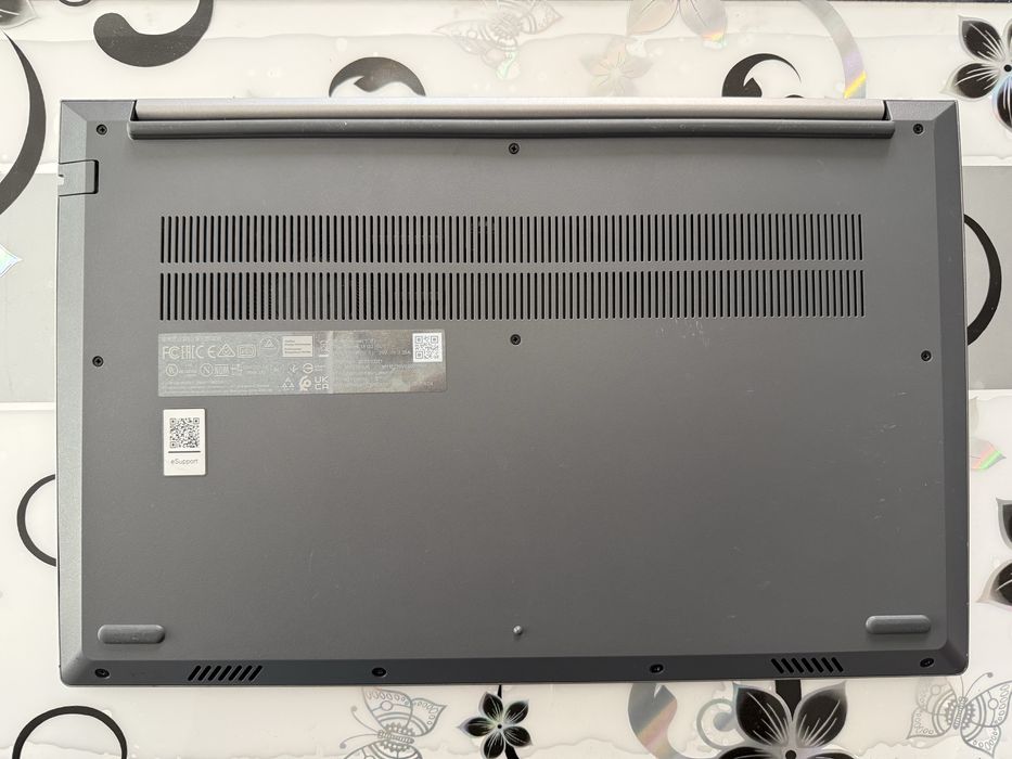 Vând Lenovo ThinkBook 15 G2 ITL i7 - stare foarte bună, întreținut