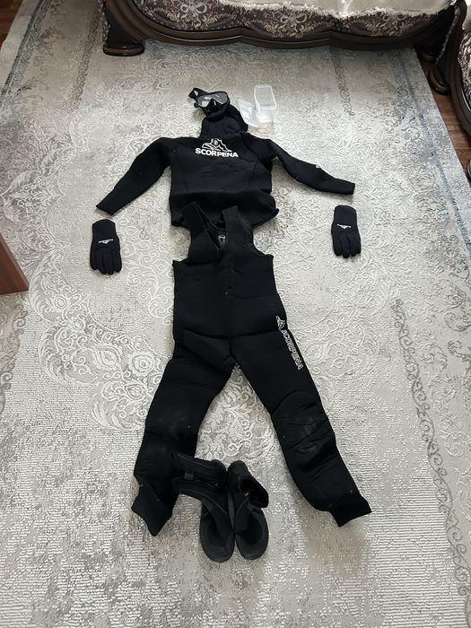 Гидрокостюм с матором