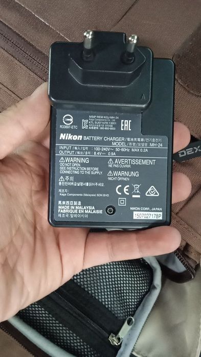 Продам Nikon D3200. Отличный зеркальный фотоаппарат для старта.