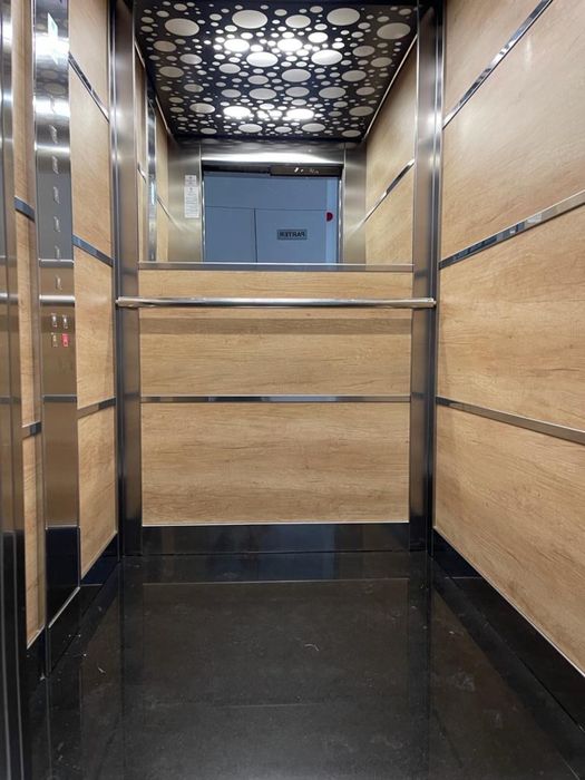 Vând apartament cu 3 camere