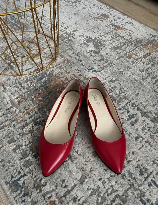 Balerini din piele, rosii