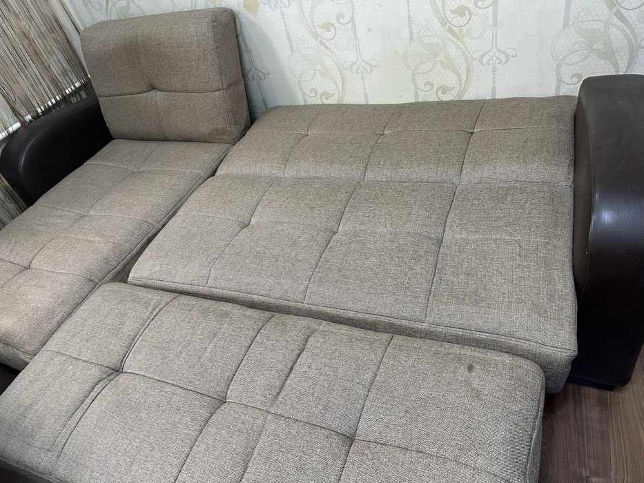Продам диван раскладной б/у