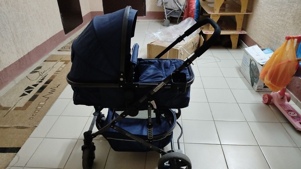 Продаю новую коляску