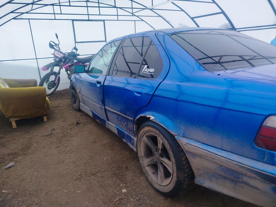 Продам БМВ е36..