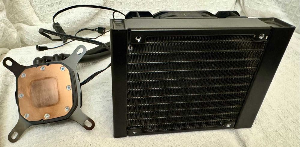 Водно охлаждане Corsair H60 120mm AIO