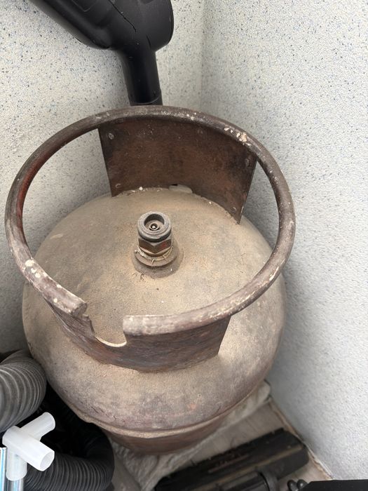 Газовый баллон продам