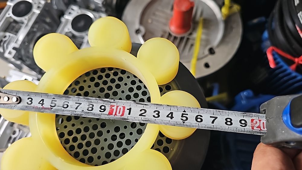 Уплотнитель для полумуфт.