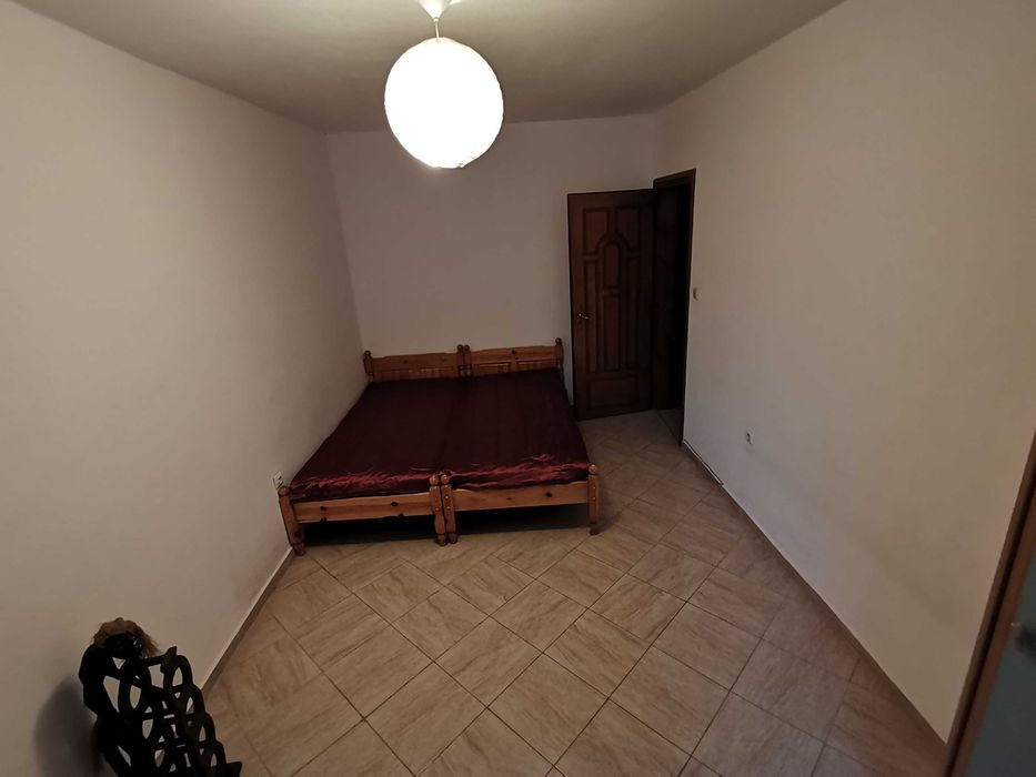 Дава се под наем Двустаен апартамент в Бургас, Възраждане - 68 кв.м за 357 € - Снимка #4