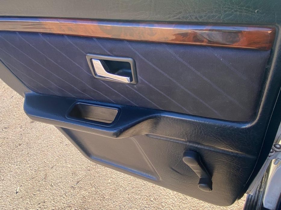 Продам Ауди 80 В4