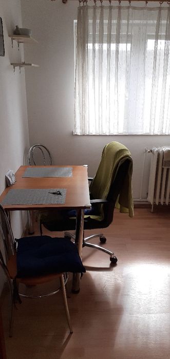 Garsoniera chirie 30 m