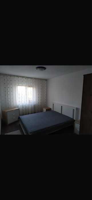 Inchiriez apartament 4 camere Focsani