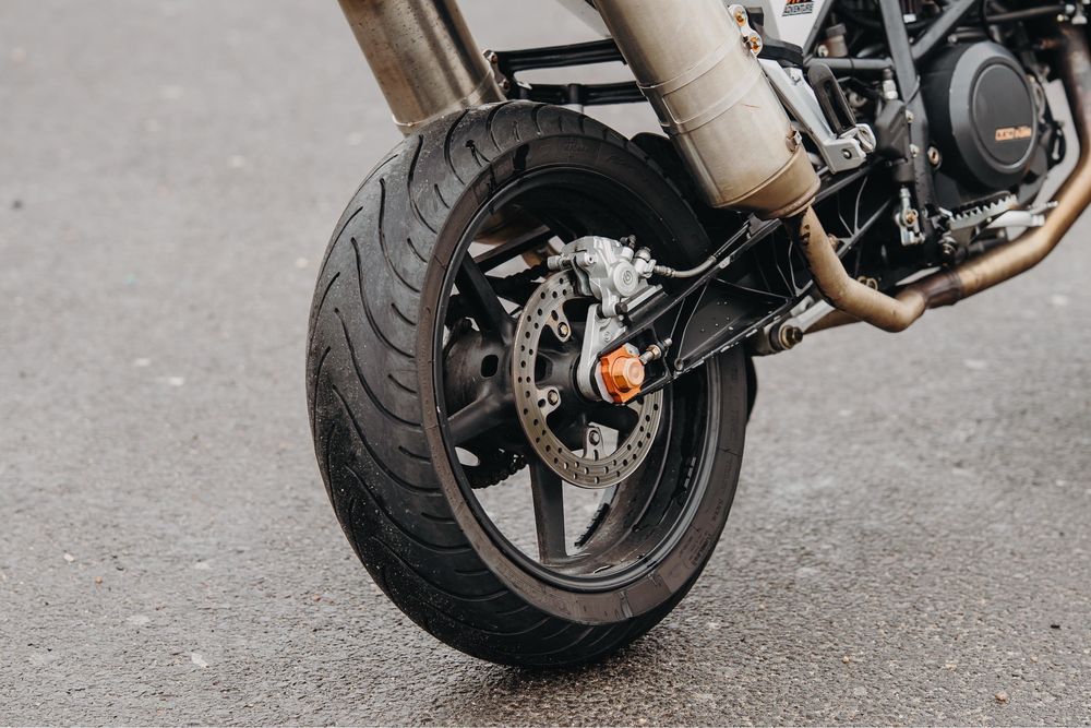 KTM 690 SM Prestige