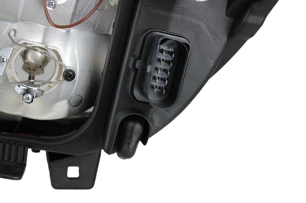 Фарове Фар за MERCEDES SPRINTER 2007 - 2014 / Мерцедес Спринтер