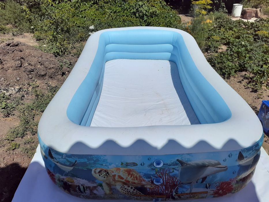 Продам новый надувной бассейн