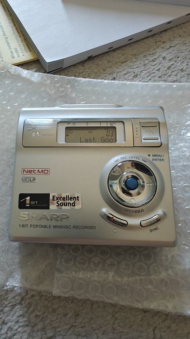 Mini disc sharp la cutie