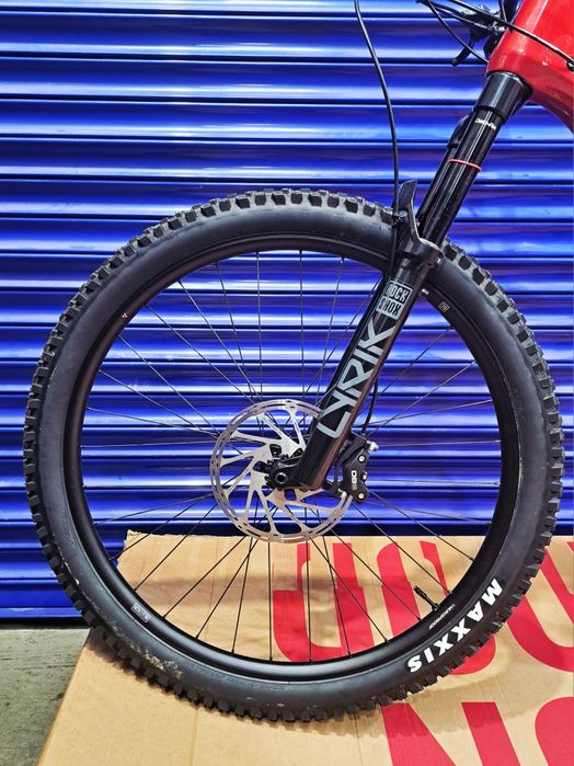 Vitus Escarpe 290 CRS Mountain Bike Carbon  XL size