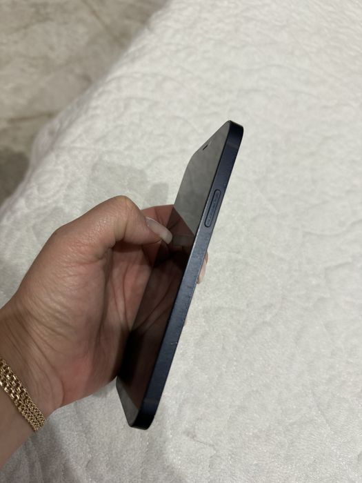 Продам айфон 12 в хорошем состоянии!